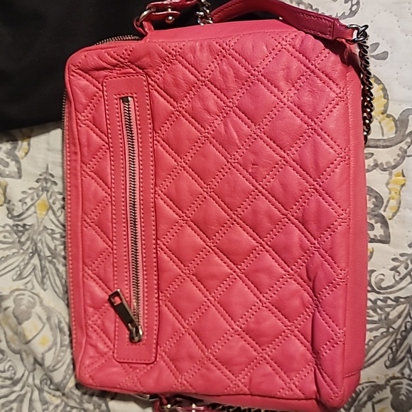 Marc Jacobs Quilted Leather Crossbody Tablet Bag - Picture 4 of 8